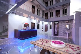 OYO Flagship 29841 Ranbanka Hotel