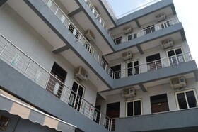 OYO Flagship 29841 Ranbanka Hotel