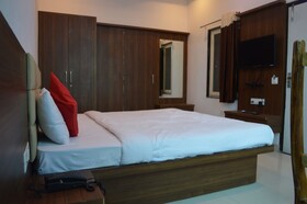 OYO Flagship 29841 Ranbanka Hotel