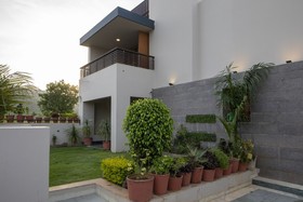 Pravas by Vista Rooms