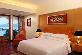 Radisson Blu Udaipur Palace Resort & Spa