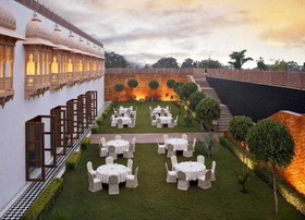 Radisson Blu Udaipur Palace Resort & Spa