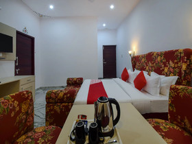 Shiv Villa By OYO Rooms