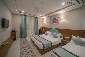 Shree Ji Mahal Hotel