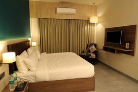 Solitaire Resorts