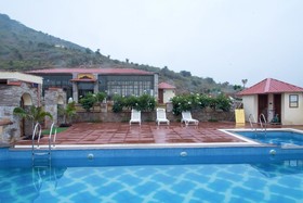 Vijaygarh Resort