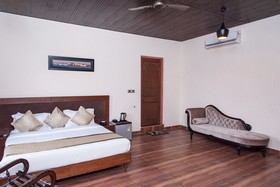Vijaygarh Resort