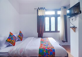 FabExpress Laxmi Niwas