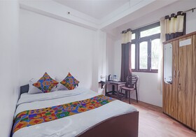 FabExpress Laxmi Niwas