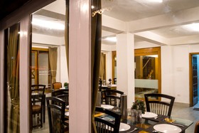 Gangtok Central Rooms