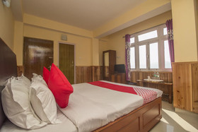Hotel Chittiz by OYO Roooms