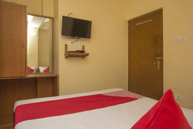 Hotel Chittiz by OYO Roooms