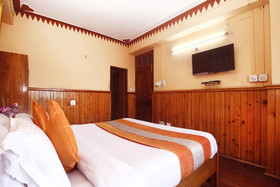 Hotel Deep Residency By OYO Rooms