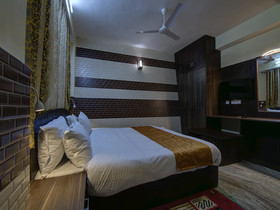 Hotel Greendot