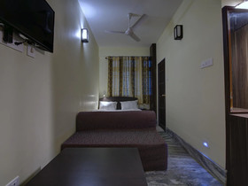 Hotel Greendot
