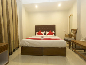 Collection O 14341 Hotel Highland Vista
