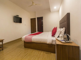 Collection O 14341 Hotel Highland Vista