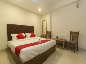 Collection O 14341 Hotel Highland Vista