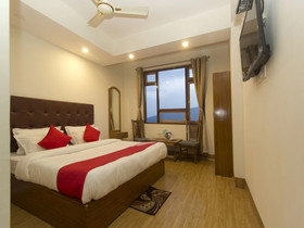 Collection O 14341 Hotel Highland Vista