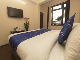Hotel Shantiniketan By OYO Rooms