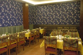 Hotel Shinkham Grand