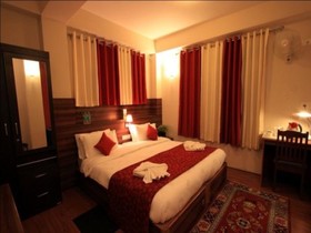 Hotel Shumbuk Homes & Service Appartments