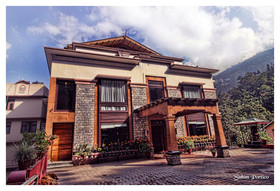 Hotel Suhim Portico