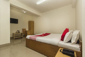 OYO 14425 Hotel Shade