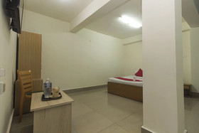 OYO 14425 Hotel Shade