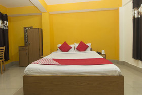 OYO 14425 Hotel Shade