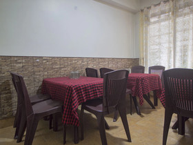 Rising Inn by OYO Rooms
