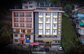 Rufina Pinasa Residency