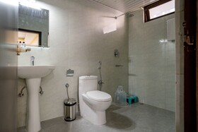 Sharolyn Boutique Hotel