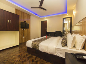 Silver Wood By OYO Rooms