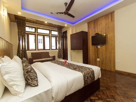 Silver Wood By OYO Rooms