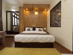 Silver Wood By OYO Rooms