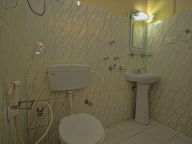 Tashi Norling by OYO Rooms