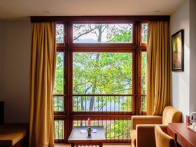 The Golden Crest Hotel Gangtok