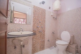 The Mighty Gardens by OYO Rooms