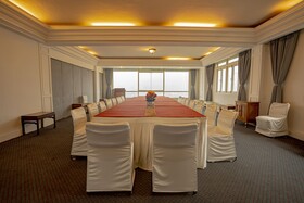 Treenz Kanta Chumbi Residency