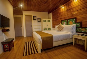 Treenz Kanta Chumbi Residency