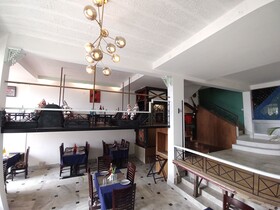 Treenz Kanta Chumbi Residency