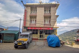 Tara Palace Pelling by Goroomgo