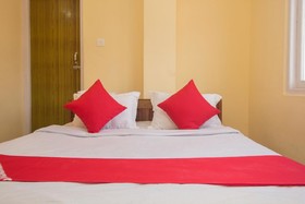 Rufina Apple Valley Inn by OYO