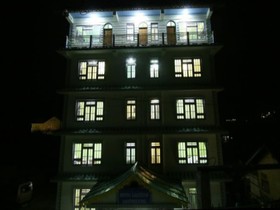 Hotel Lachung Continental