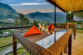 Summit Khangri Karpo Retreat & Spa