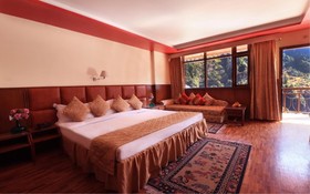 Yarlam Resort
