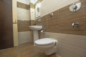 Hotel Blue Sapphire By OYO Rooms