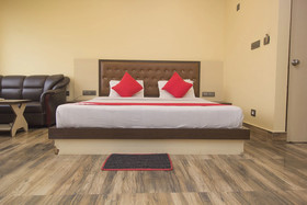 Hotel Blue Sapphire By OYO Rooms