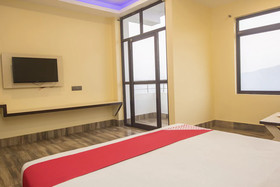 Hotel Blue Sapphire By OYO Rooms